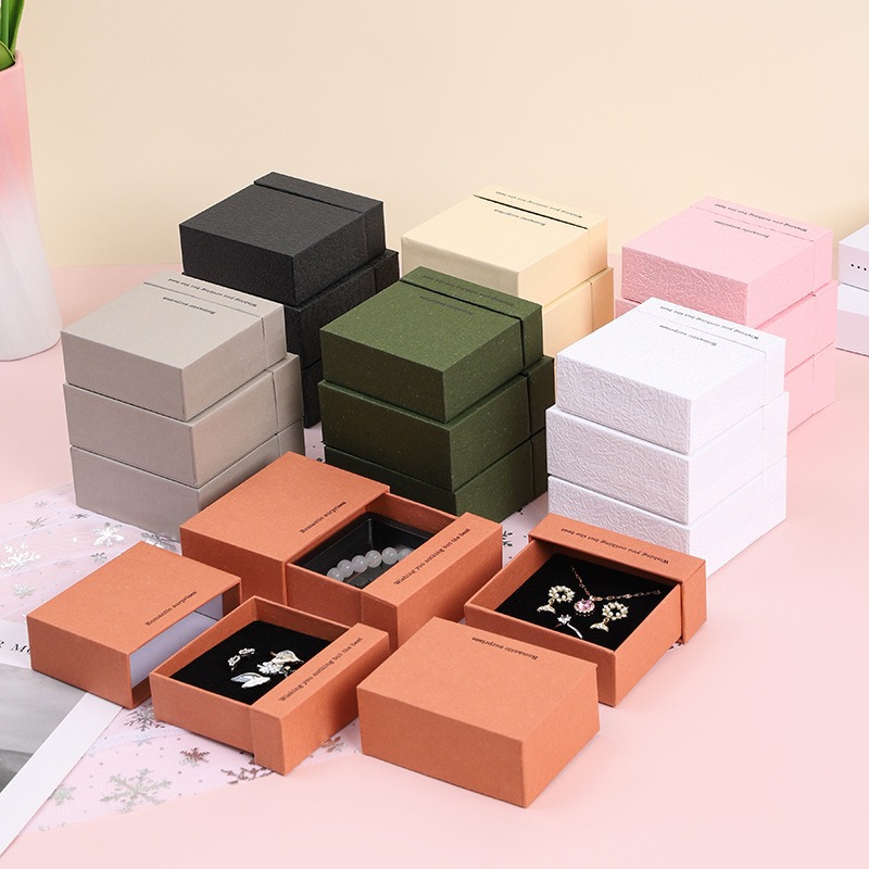 现货首饰盒穿戴甲盒子项链耳钉包装盒防氧化pe膜悬浮耳环饰品盒