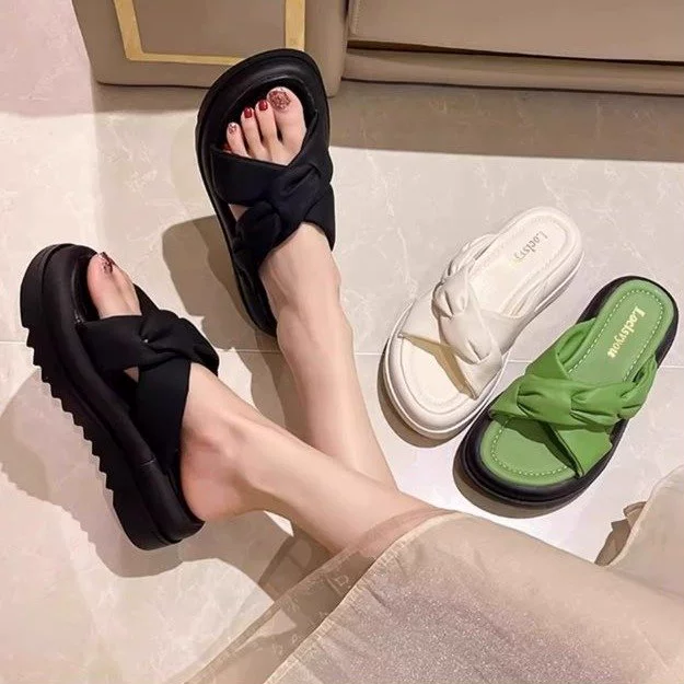 Песочные тапочки женские летние носки 2024 новые кексы с толстым дном пляжные сандалии фея ветер с юбкой Повседневные тапочки