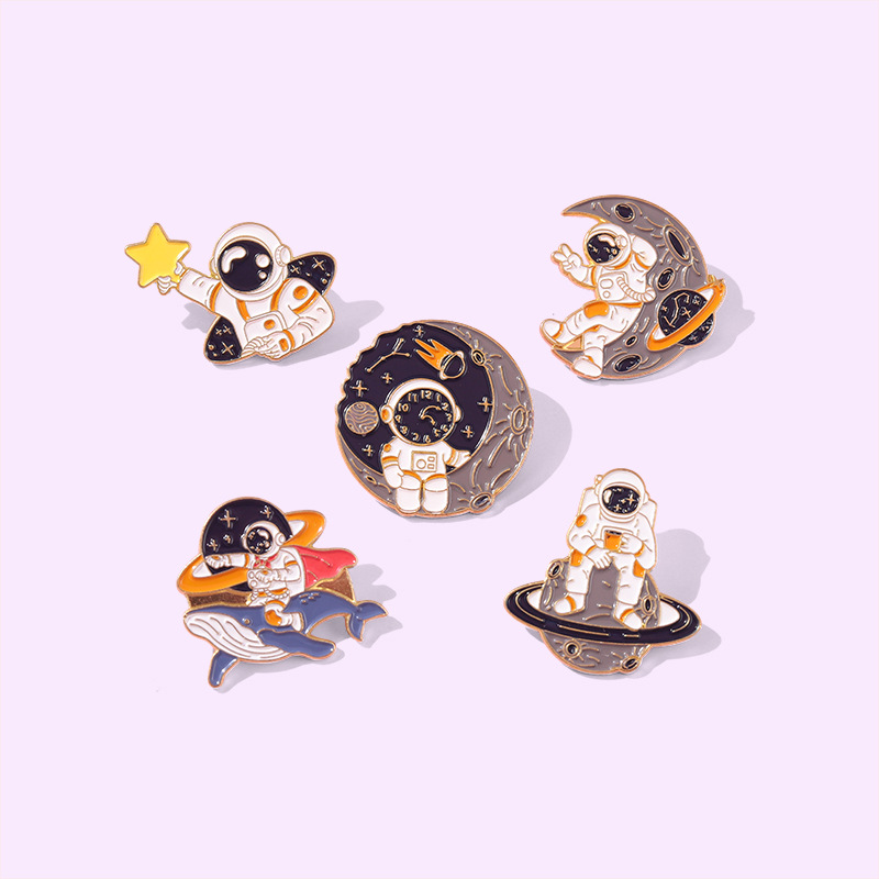Brooches Classification Fashion Pin Cartoon Character Alloy Stoving Varnish Unisex Brooches