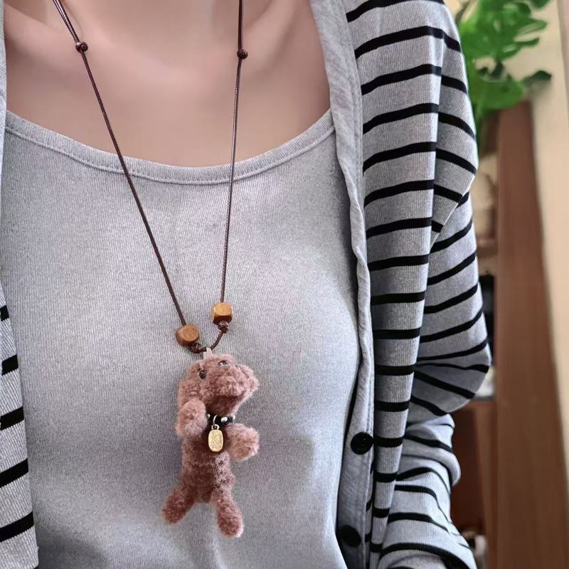 咖色毛绒扭扭棒小狗吊坠项链女可爱长款高级感毛衣链小众卫衣链潮|undefined