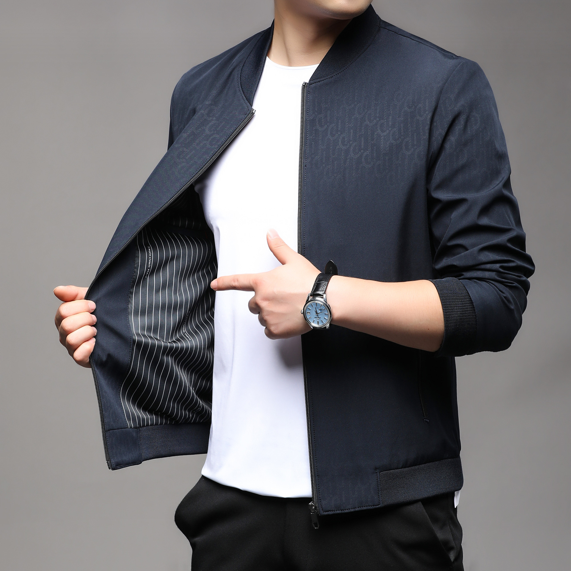 Herbst neues Herren-Papa-Outfit mittleren Alters, lässige einfarbige Strickjacke, modisches Oberteil_voghion.com