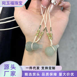 厂家批发天然东陵玉葫芦吊坠女款浅晴水绿色福禄玉葫芦挂件项链