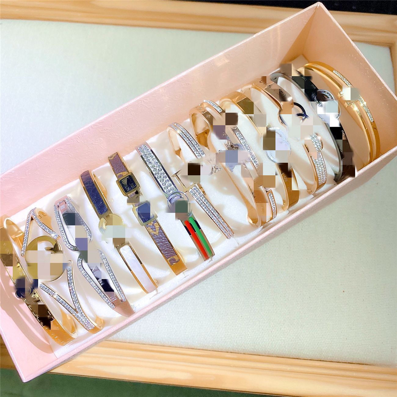 _IW`8)7YVVZ19DDL2IVUT@C