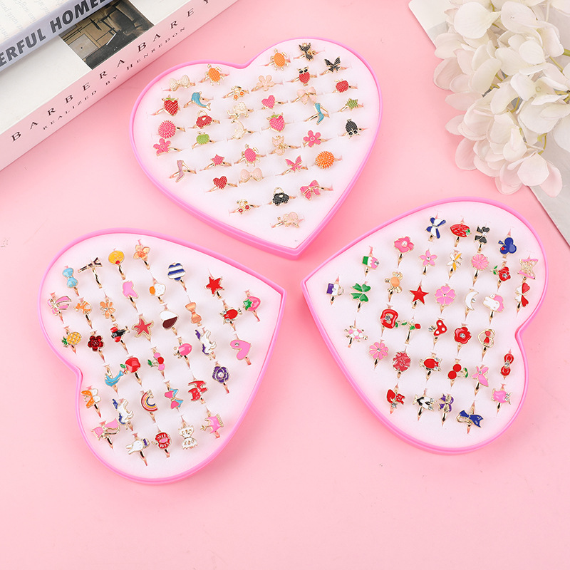 Anillo de aleación para niños de dibujos animados lindo princesa anillo hermoso color mezclado 36 Unidades 1 caja al por mayor venta caliente