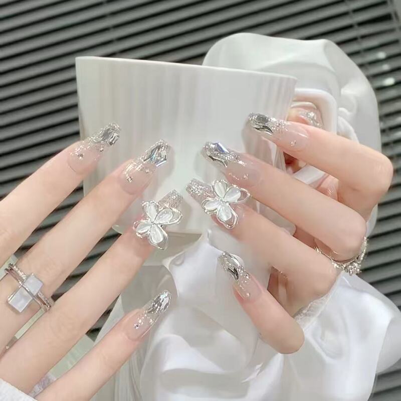 French-Style Dazzling Butterfly Semi-Handmade Wearable Nail Art Finished Product Wholesale 24-Piece Wearable Nails French-Style Dazzling Butterfly Semi-Handmade Wearable Nail Art Finished Product Wholesale 24-Piece Wearable Nails