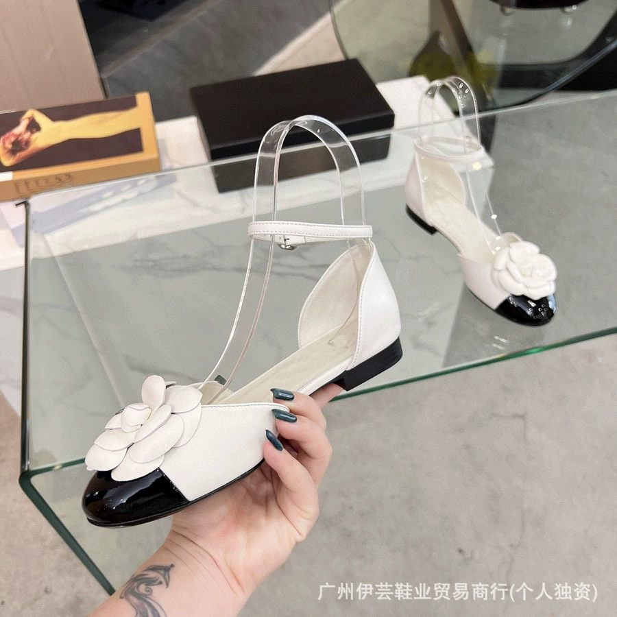 2024 новая классическая mountain camellia flat sandals on the side empty stitching leather fashion with round head with single shoes