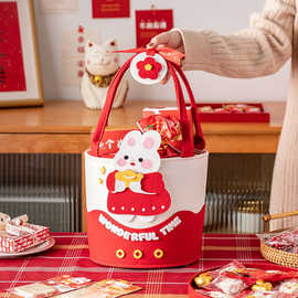 2023新年兔年圆桶毛毡包雪花酥牛轧糖饼干糖果糖霜包装盒烘焙礼物