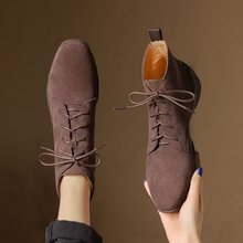 显脚小短靴女2025秋冬新款坡跟系带复古英伦风单靴加绒保暖马丁靴