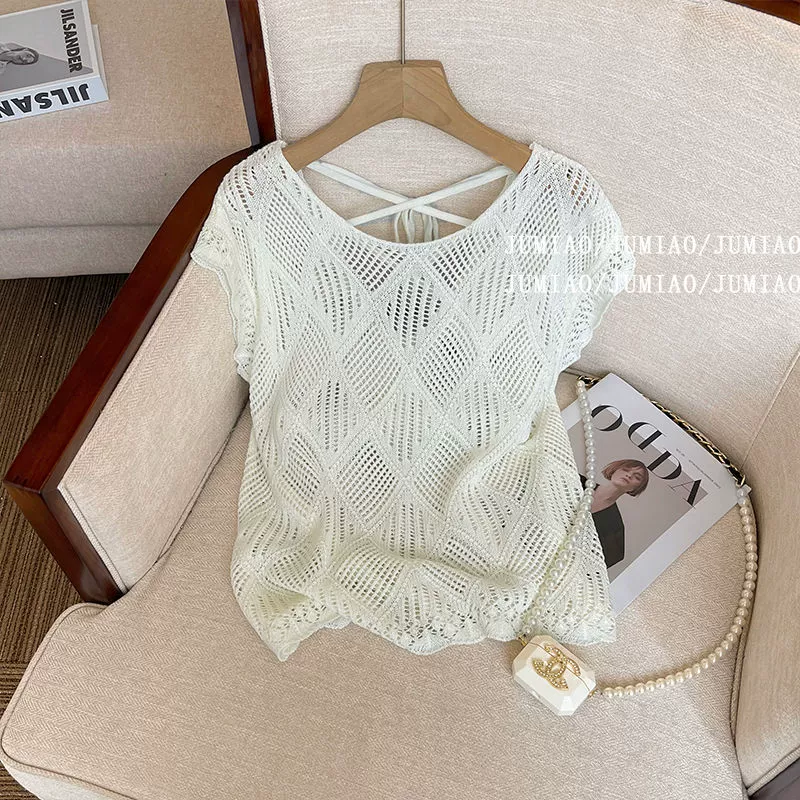 Вырезанный дизайн с открытой спиной с короткими рукавами футболка женская 2024 летний новый иностранный минус сладкий острый короткий топ