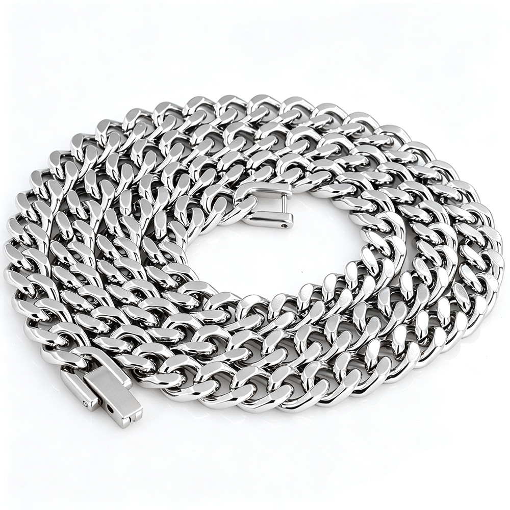Classic Men’s Titanium Stainless Steel Snake Bone Chain Necklace_voghion.com