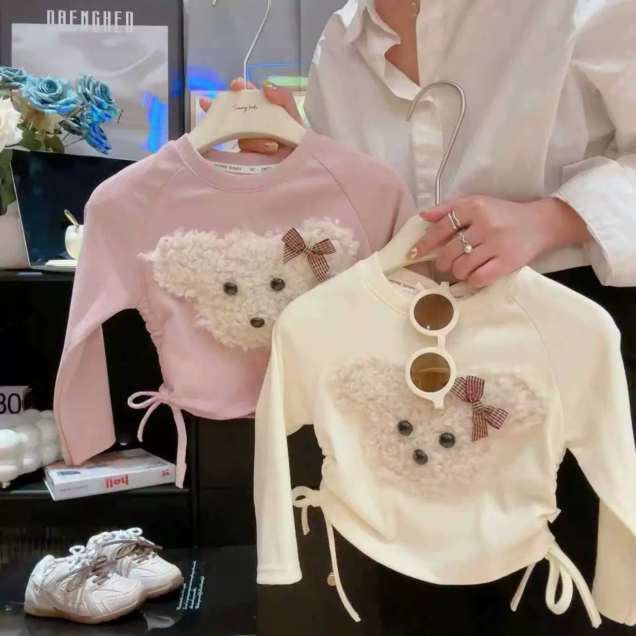 新款春秋女童洋气抽绳插肩打底衫可爱卡通泰迪女宝打底衫长袖上衣