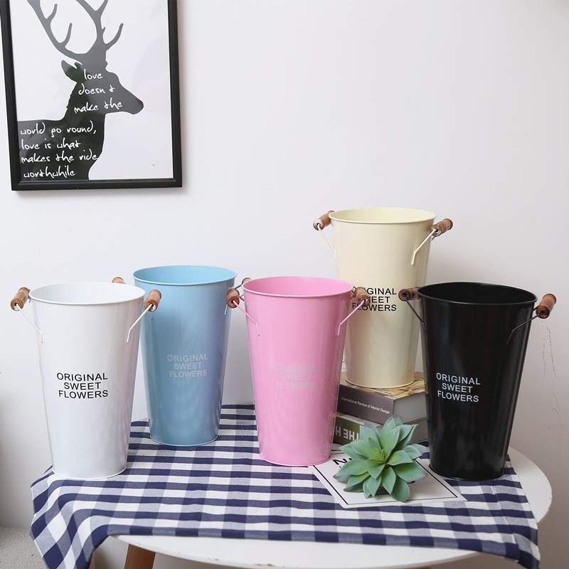 Deep Water Flower Bucket, Flower Shop Flower Arrangement Bucket, Floor-Standing Water Bucket, Iron Art Dried Flower Decoration Hug Bucket, Vase, Iron Flower Bucket