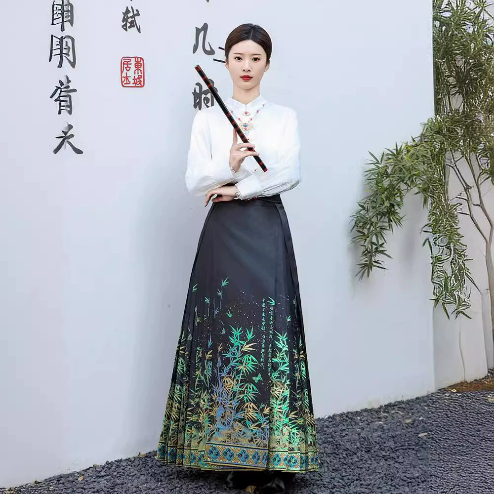 Новая юбка в китайском стиле, оригинальная черная юбка-мамиан, новинка 2024 года, комплект с имитацией вышивки золотой нитью, осенне-зимняя юбка-ханьфу.