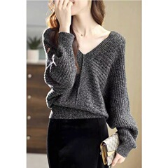 怠惰なvネックのコウモリの袖の朝の秋の服装はゆったりしています。
