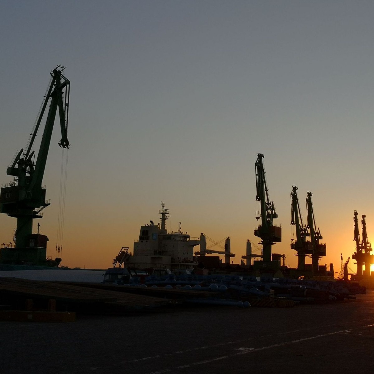 רҵ�ṩ���۸־������������������˼� ������������