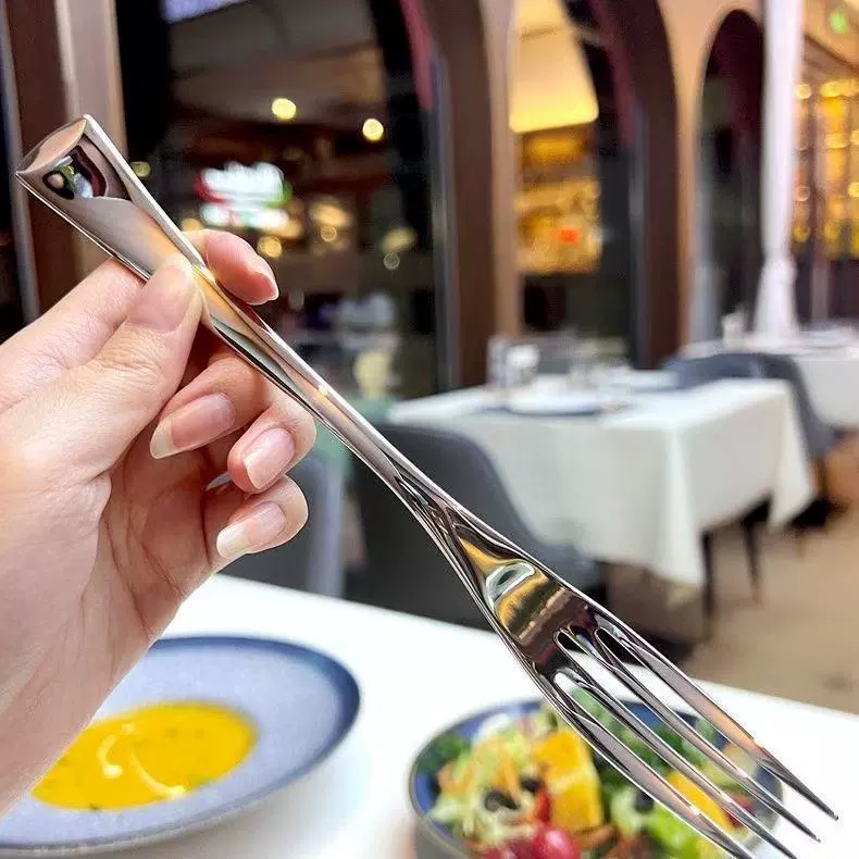 Вилка из нержавеющей стали для интернет-знаменитостей, вилка для торта, десерта, ресторана, вилка для фруктов с длинной ручкой, основная вилка для отеля, вилка для салата, дома
