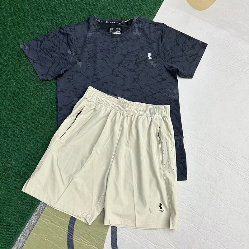 Hombres nuevos al por mayor deportes de secado rápido transpirables camisetas de manga corta entrenamiento de hielo suelta chaqueta casual fitness correr