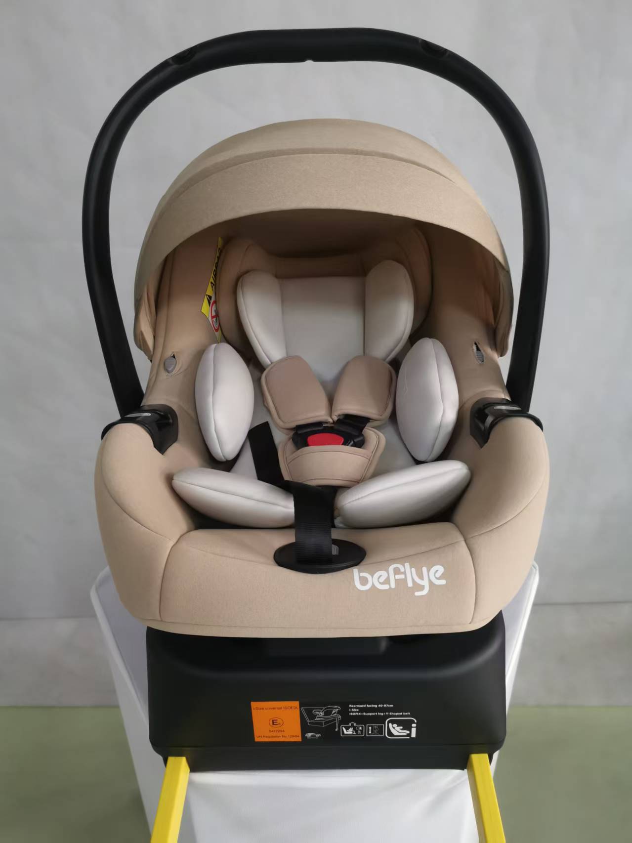 Car child safety seat