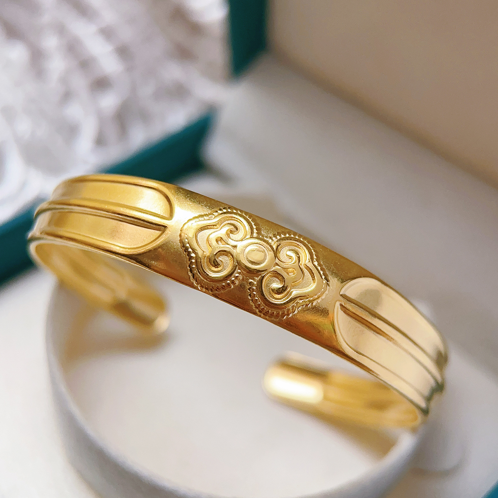 Brazalete de acero inoxidable simple mate antiguo no desvanecerse al por mayor