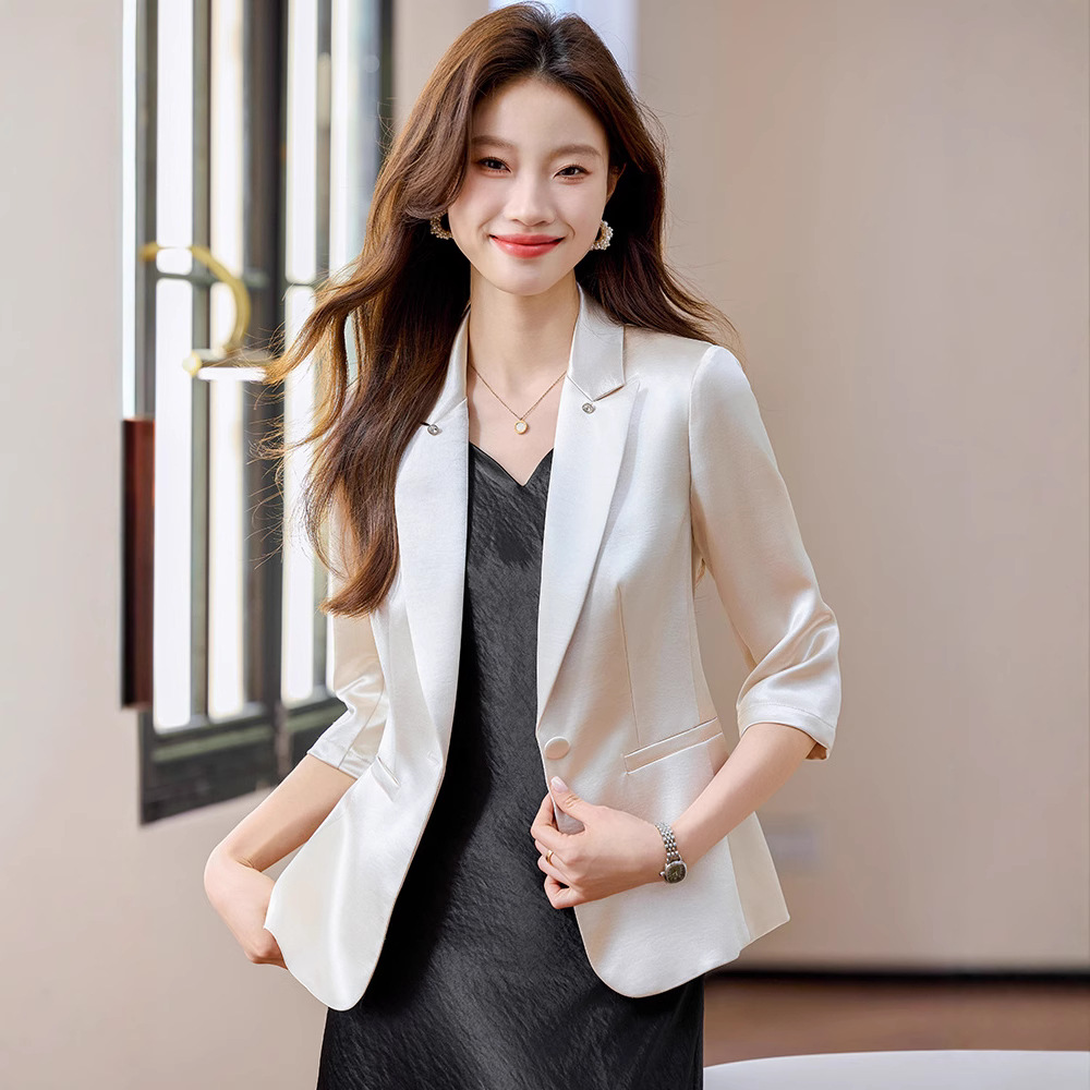 Champagne Acetic Acid Satin Suit Jacket Women's 2025 New Summer Seven-point Sleeve Small Thin Casual Suit