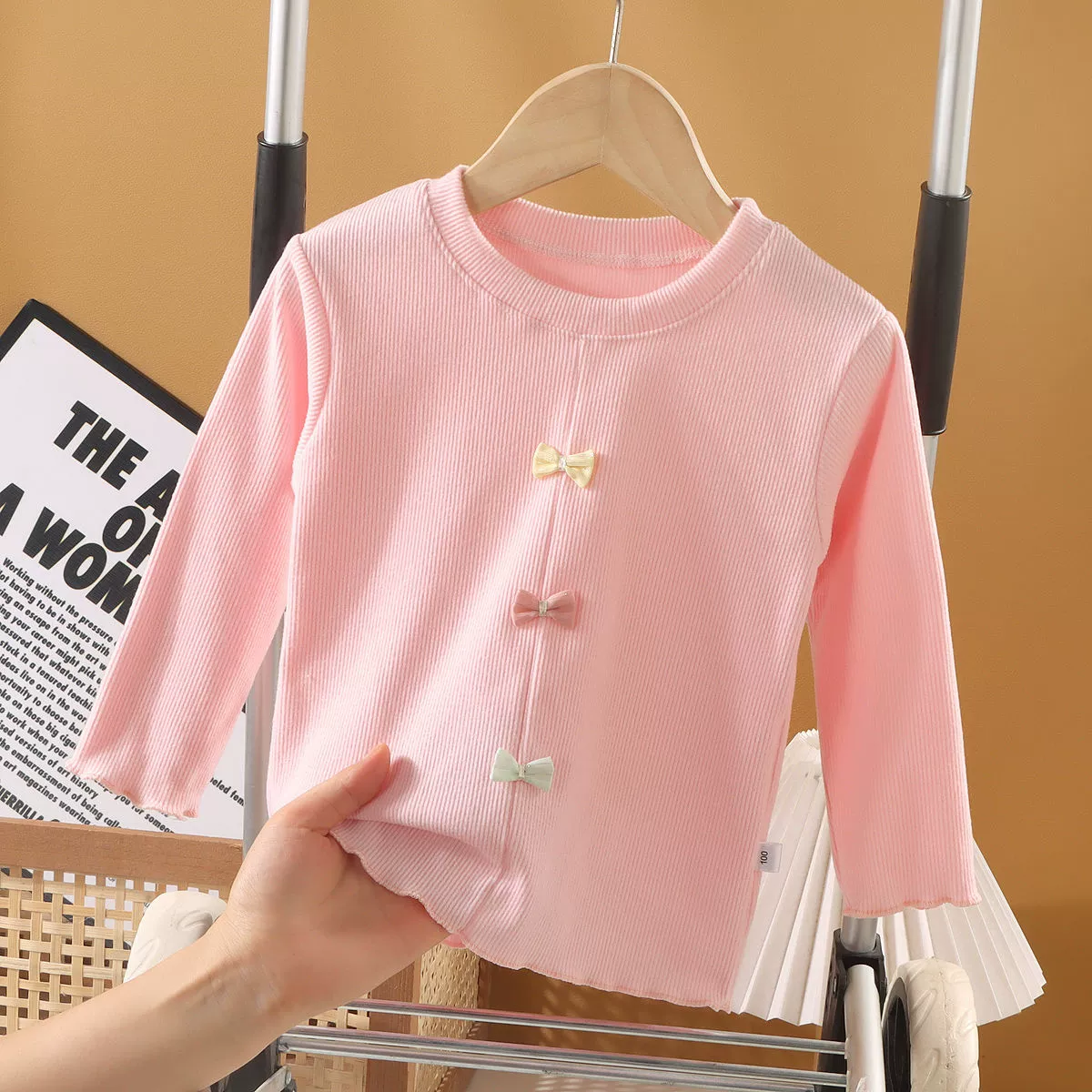 /base shirt 2024 Девочки осень-зима базовая майка с бантом полосатая немецкая бархатистая девочка универсальная база майка