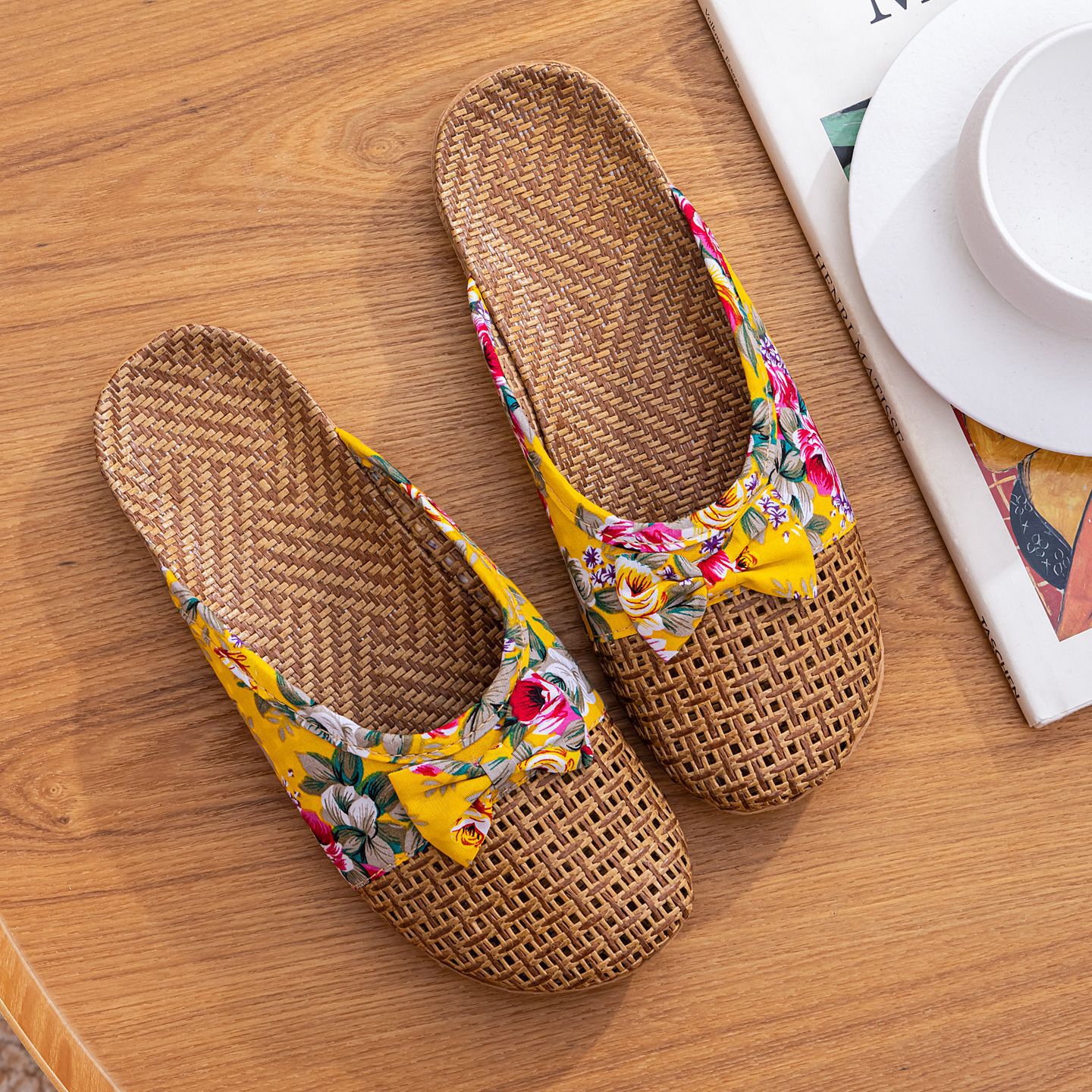 Pantofole estive da donna in lino intrecciato per interni, antiscivolo, con suola spessa, in rattan e paglia, per la casa._voghion.com