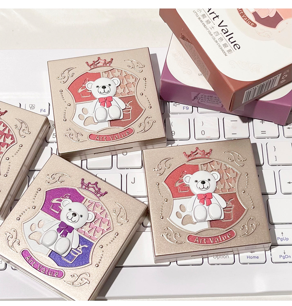 Art Value Little Bear Knight Four-color Eyeshadow powder is fine, smooth and matte. The eyeshadow palette is perfect for nude makeup and daily use undefined