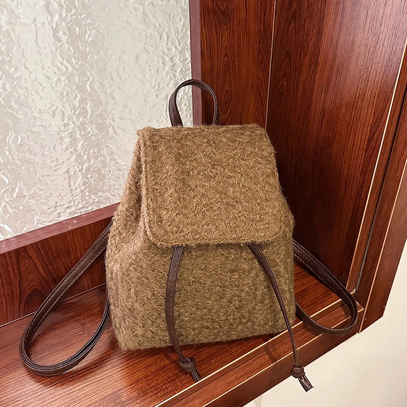 Bolsos populares de este año para mujer, otoño e invierno, nuevos bolsos para mujer, mochilas de cercanías, mochilas para mujer, bolsos de almacenamiento, bolsas de cosméticos