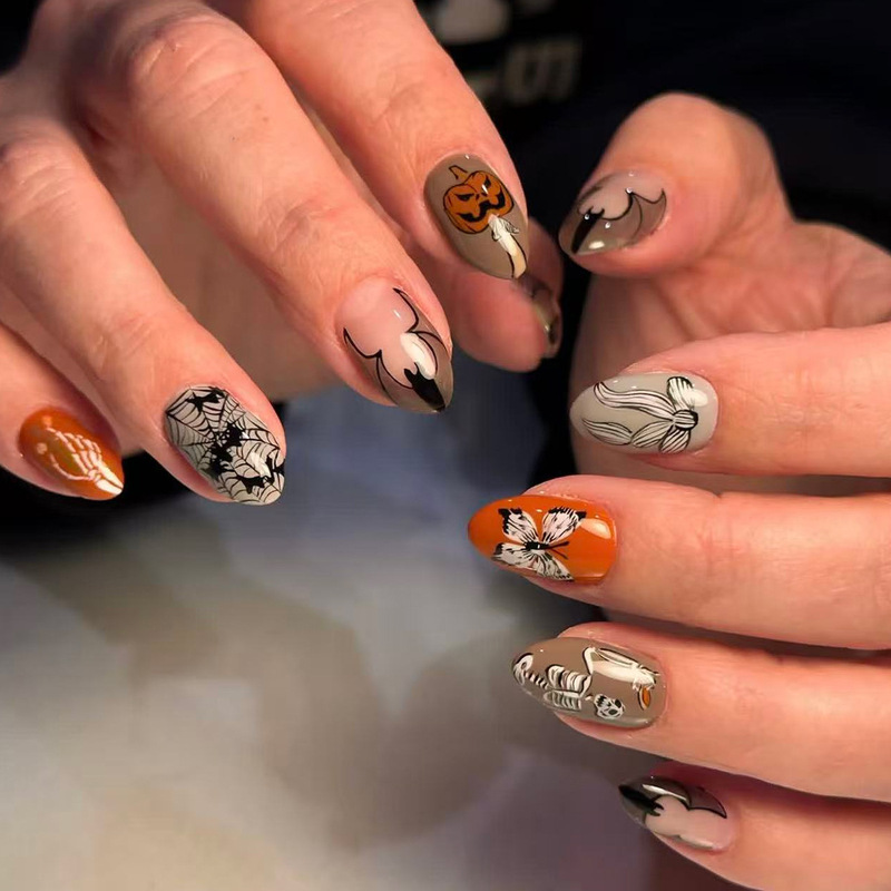 Halloween Short Oval Bat French-Style Skeleton Ghost Moth Design Short Oval Press-On Nails Nail Art Nail Tips Halloween Short Oval Bat French-Style Skeleton Ghost Moth Design Short Oval Press-On Nails Nail Art Nail Tips