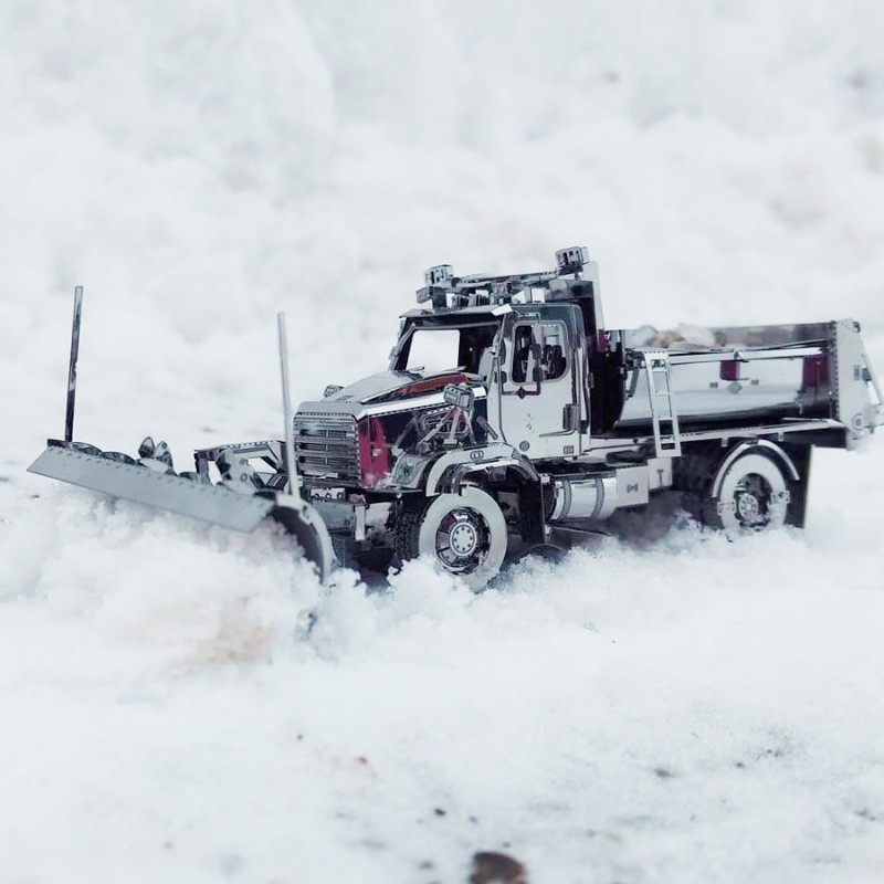 Estatua mágica de acero al por mayor freine camión pesado amor metal rompecabezas 3D tridimensional hecho a mano DIY modelo de montaje