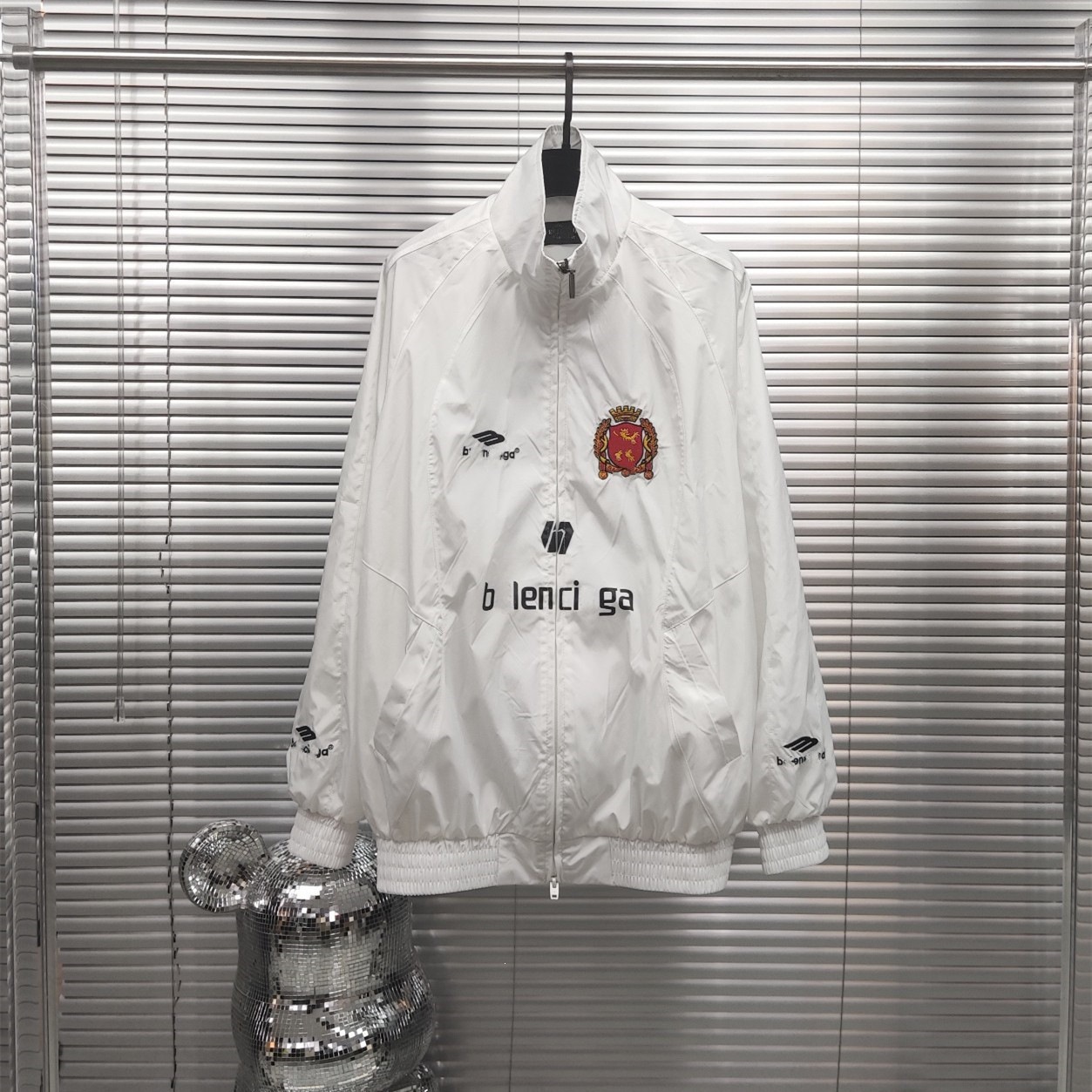 Chaqueta Cortaviento de Algodón, Corte Holgado, Unisex, Letras Bordadas del Manchester United | Resistencia al Agua