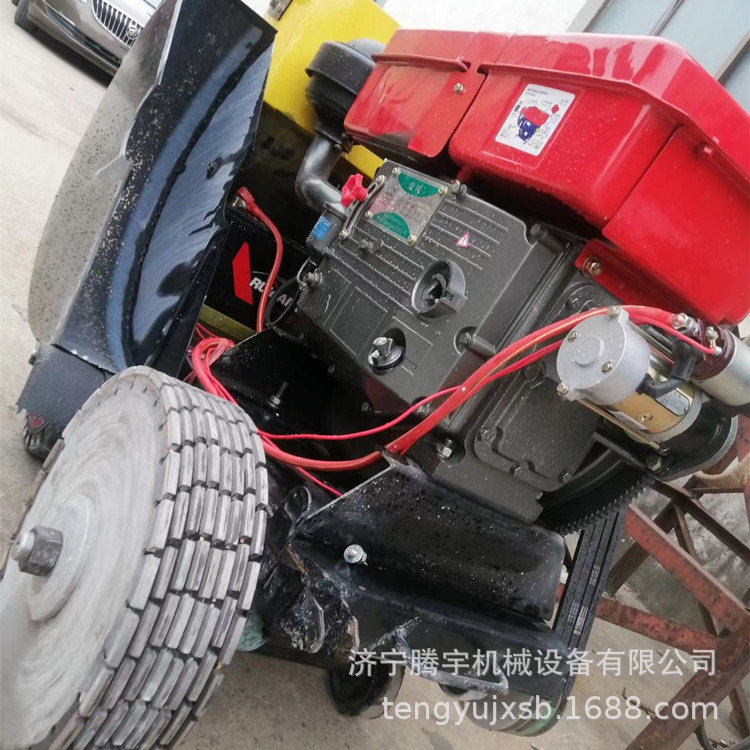 腾宇TYKC-400混凝土路面开槽机柴油开槽机自行式路面切槽机现货