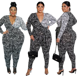 连衣裙;大码连衣裙;时尚休闲套装