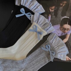 25春タイプins薄いタイプの長い筒の女性の靴下Xinxiスカートのレースの蝶結びの愛の女性の靴下の真珠