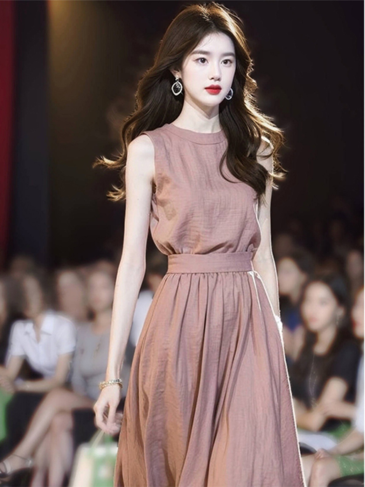 Váy maxi không tay phong cách Pháp màu hồng pastel — màu hồng mềm mại chi tiết 7