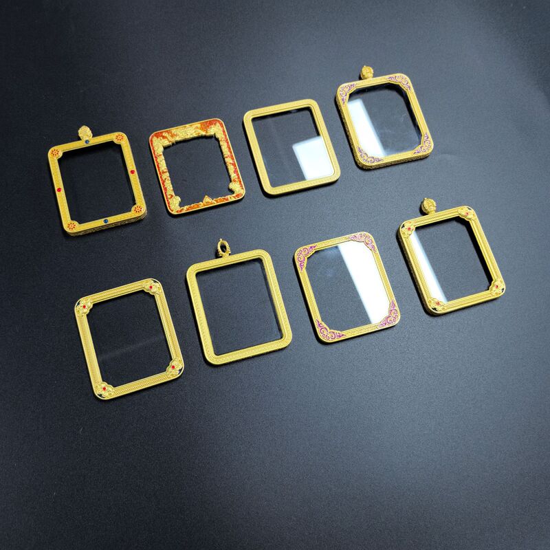 New Model Gold-Plated Double-Sided Gawu Box Small Thangka Box for Men and Women Ethnic Style Xizang Jewelry Glass New Model Gold-Plated Double-Sided Gawu Box Small Thangka Box for Men and Women Ethnic Style Xizang Jewelry Glass