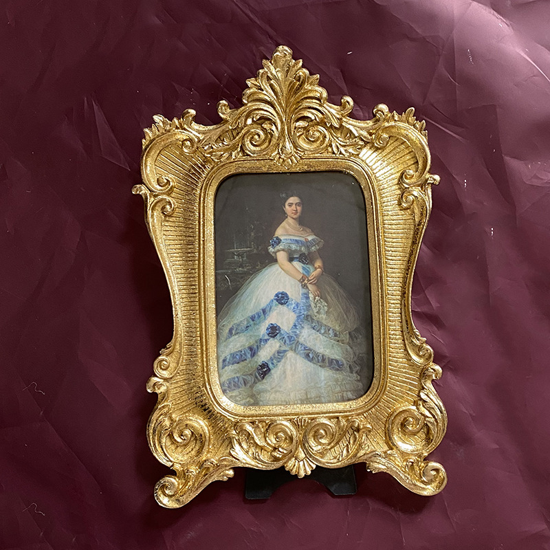 Gallery Resin Vintage Photo Frame Golden French Classical Resin Photo Frame Landscape Background Wall Frame Wall Hangable