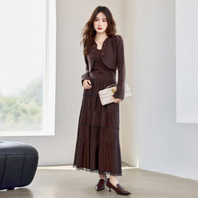 法式名媛风气质套装裙女2025秋季新款丝绒花朵扣韩版三件套裙女