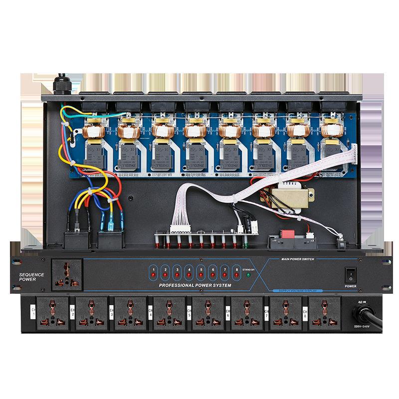 Computadora de control central con puerto serie RS232 controla el controlador de secuencia de encendido de 10 vías y el interruptor de equipo de audio del amplificador de 9 vías