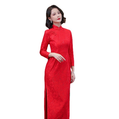 Lace red Chinese dress retro qipao cheongsam dress retro modified banquet split cheongsam dress