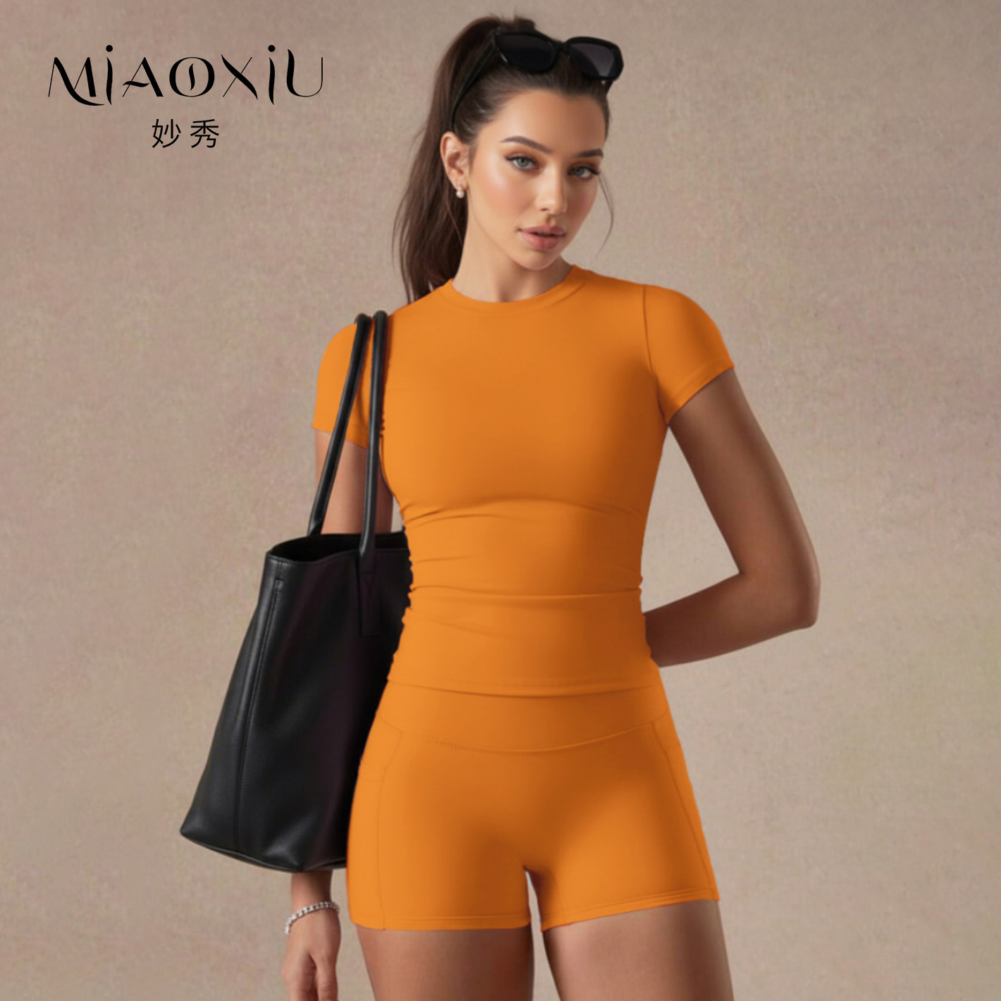 In-stock wholesale popular yoga outfit set for women, waist-cinching, quick-dry fitness sportswear with pocket shorts, high-end feel