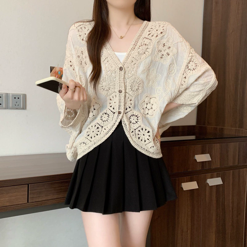 Thin cardigan, V-neckline, plus size