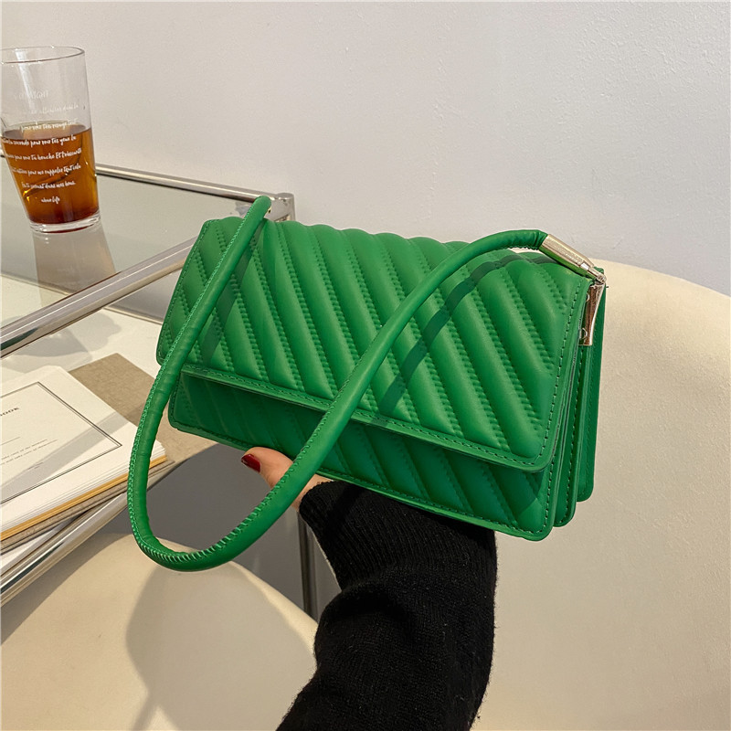 Bolsas de mujer de color sólido retro 2022, bolsas de hombro de estilo moderno, bolsas de ocio simples.