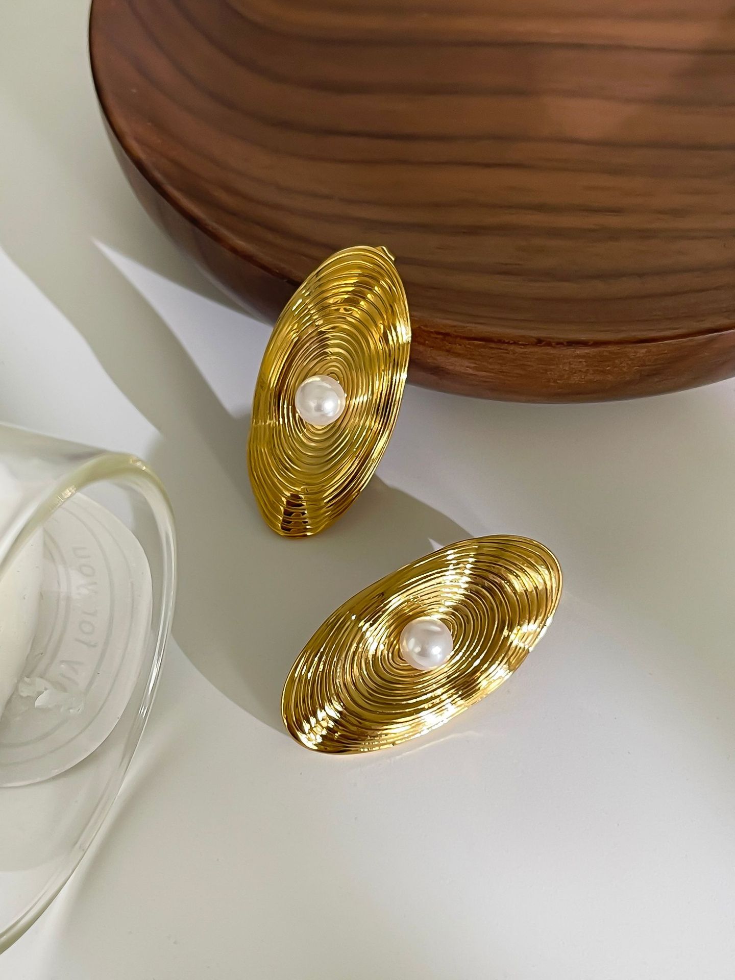 Geometric Pattern Women's Gender PVD Coated Real Gold Plated Geometric 304 Stainless Steel Vintage Style Simple Style Waterproof Non Tarnish Surgical Steel Plating Ear Studs