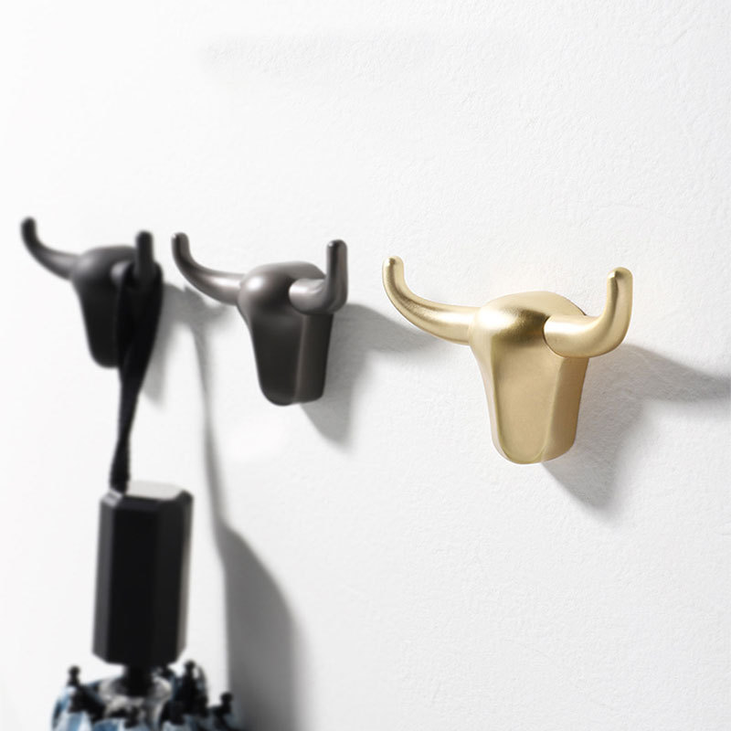 Nordic Wall-Mounted Wardrobe Hook for Clothes and Shoes, Single Horn Creative Punch Hole