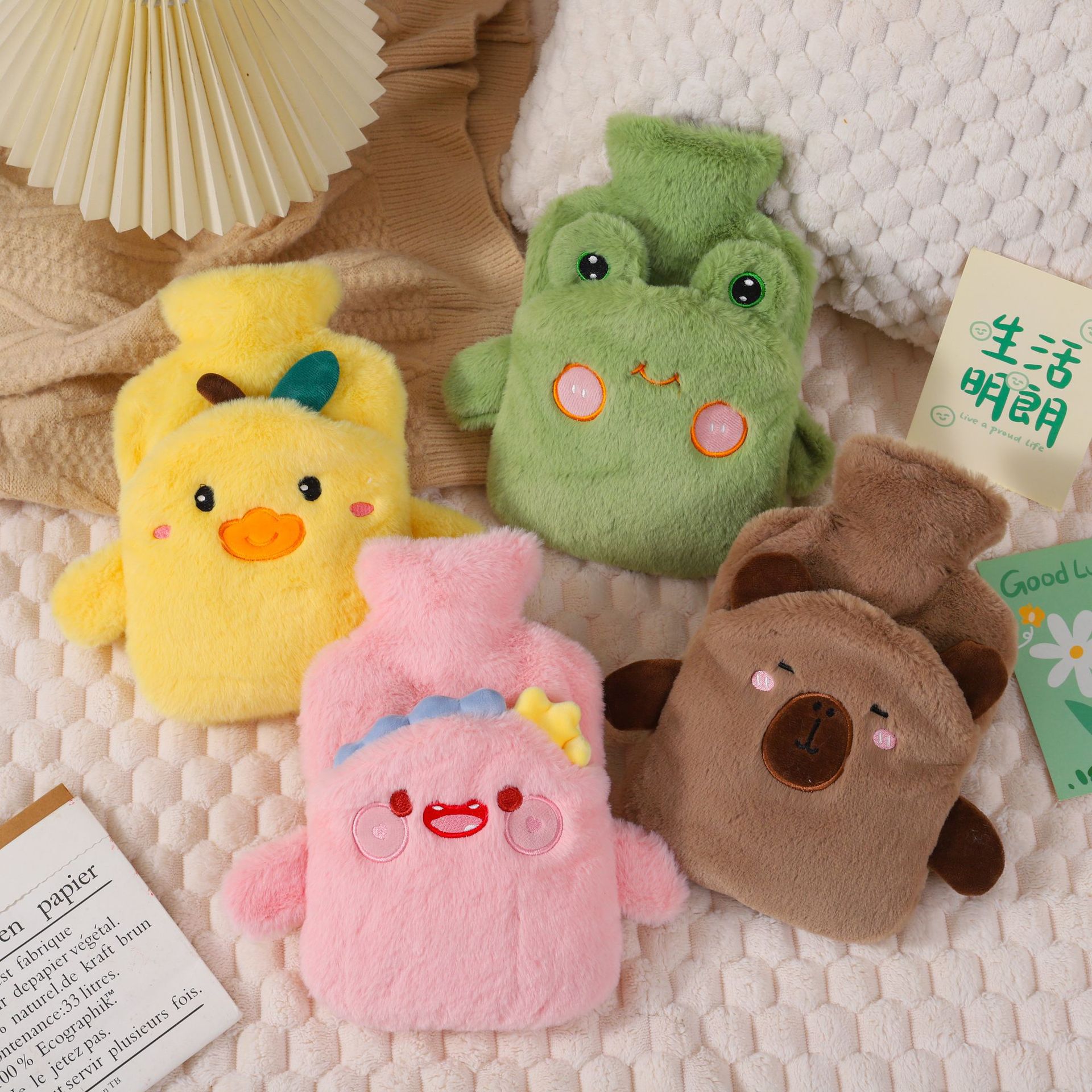 可爱学生白领热敷暖手宝卡通充水热水袋毛绒防爆暖肚子暖水袋批发