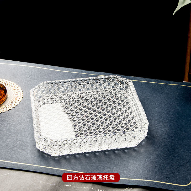 Diamond pattern square glass tray