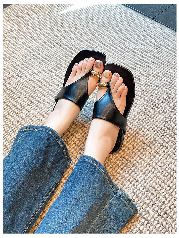Dép sandal nữ quai ngang xỏ ngón mũi vuông đế bằng — Màu trắng, Màu vàng, Màu đen chi tiết 27