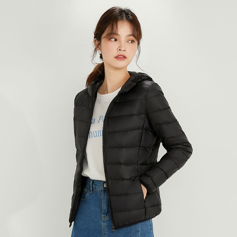 90 chaqueta de plumón de mujer con capuchón ligero corto de tamaño grande ligero estilo extranjero chaqueta de plumón blanco chaqueta Pinghu al por mayor