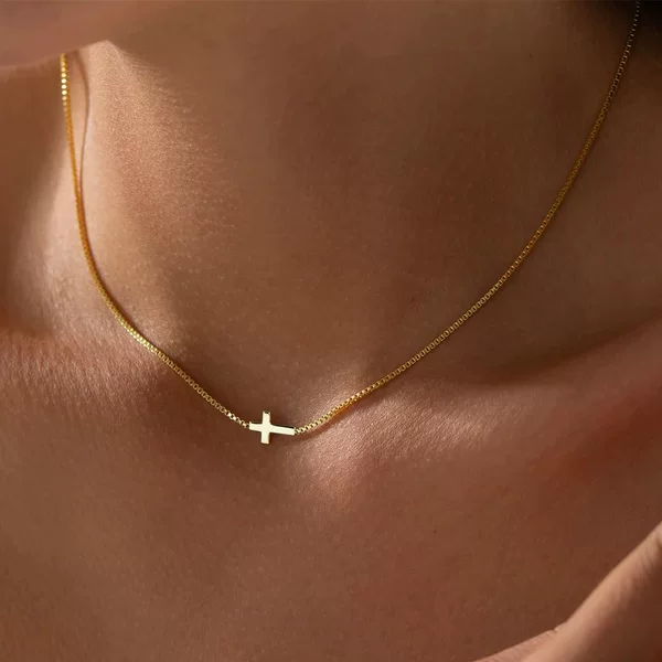 Amazon Cross-Border Stainless Steel Plated 18K Gold Tiny Cross Pendant Necklace Clavicle Chain Fashion Women's Gift
